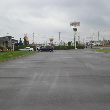 Motel Vaudreuil Extérieur photo