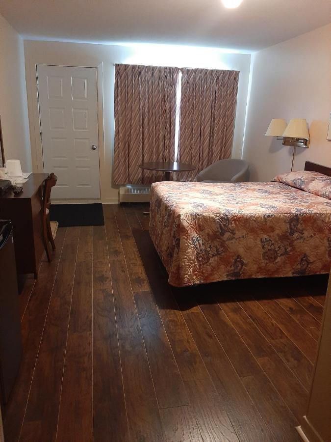 Motel Vaudreuil Extérieur photo